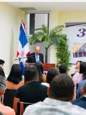 Actividad de lanzamiento de los libros: Temas Migratorios, Temas y Opiniones & Plan de Regularización y la Política Migratoria de la RD 2012 - 2020.